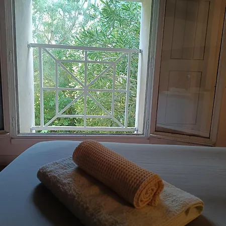 بيت للعطل Au Bord De Thau Maison De Charme Et Parc مارسيلان