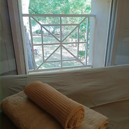 Au Bord De Thau Maison De Charme Et Parc Marseillan (Herault)